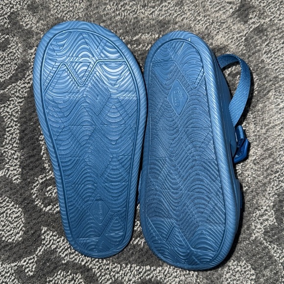 •Kid’s Chacos• - Picture 3 of 3